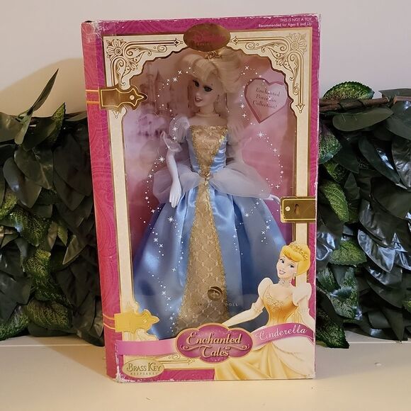 Disney Princess Enchanted Tales 2007 Brass Key Porcelain Doll New Cinderella 16" - Picture 2 of 9
